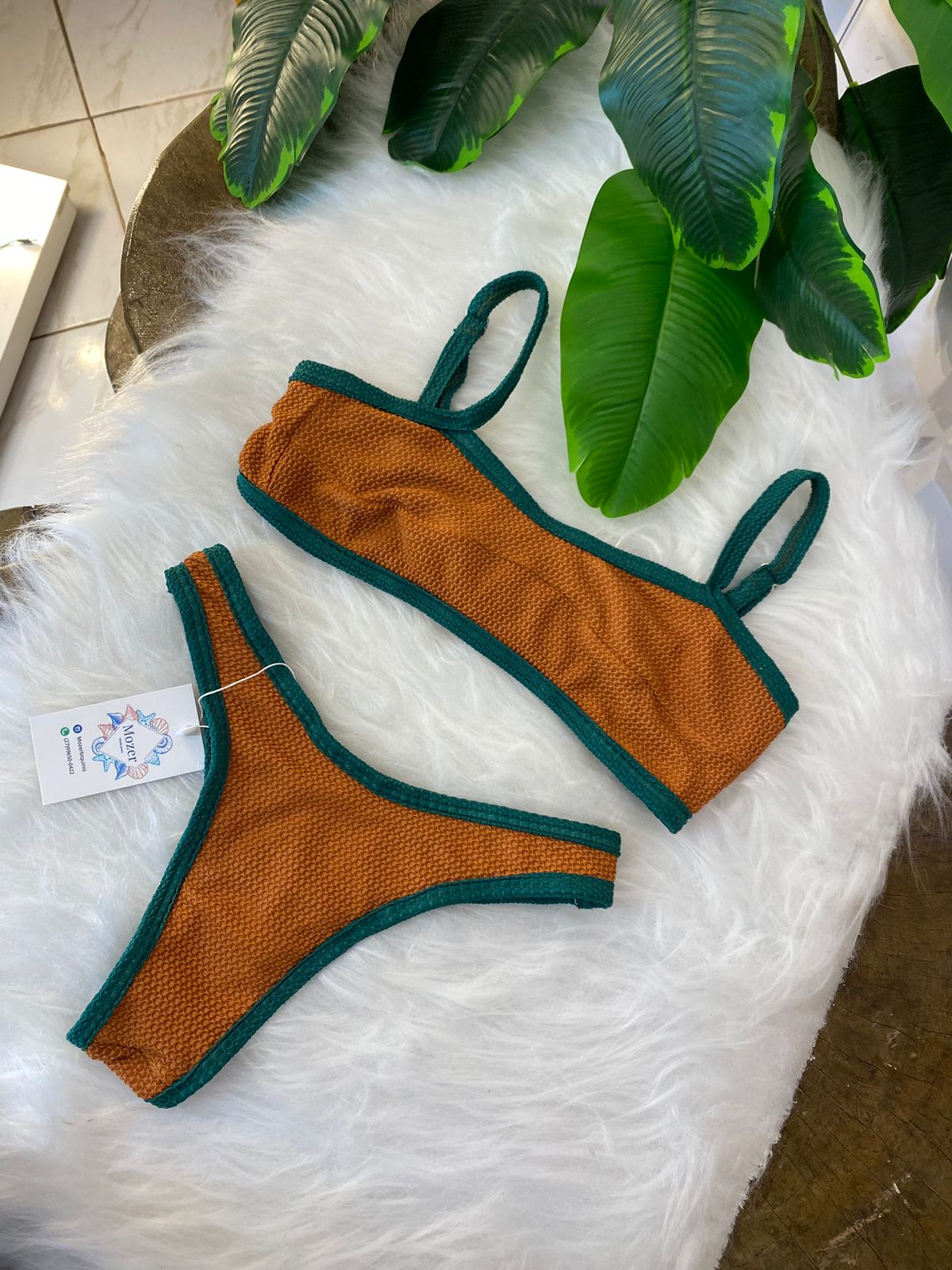 Top amarração caramelo com verde