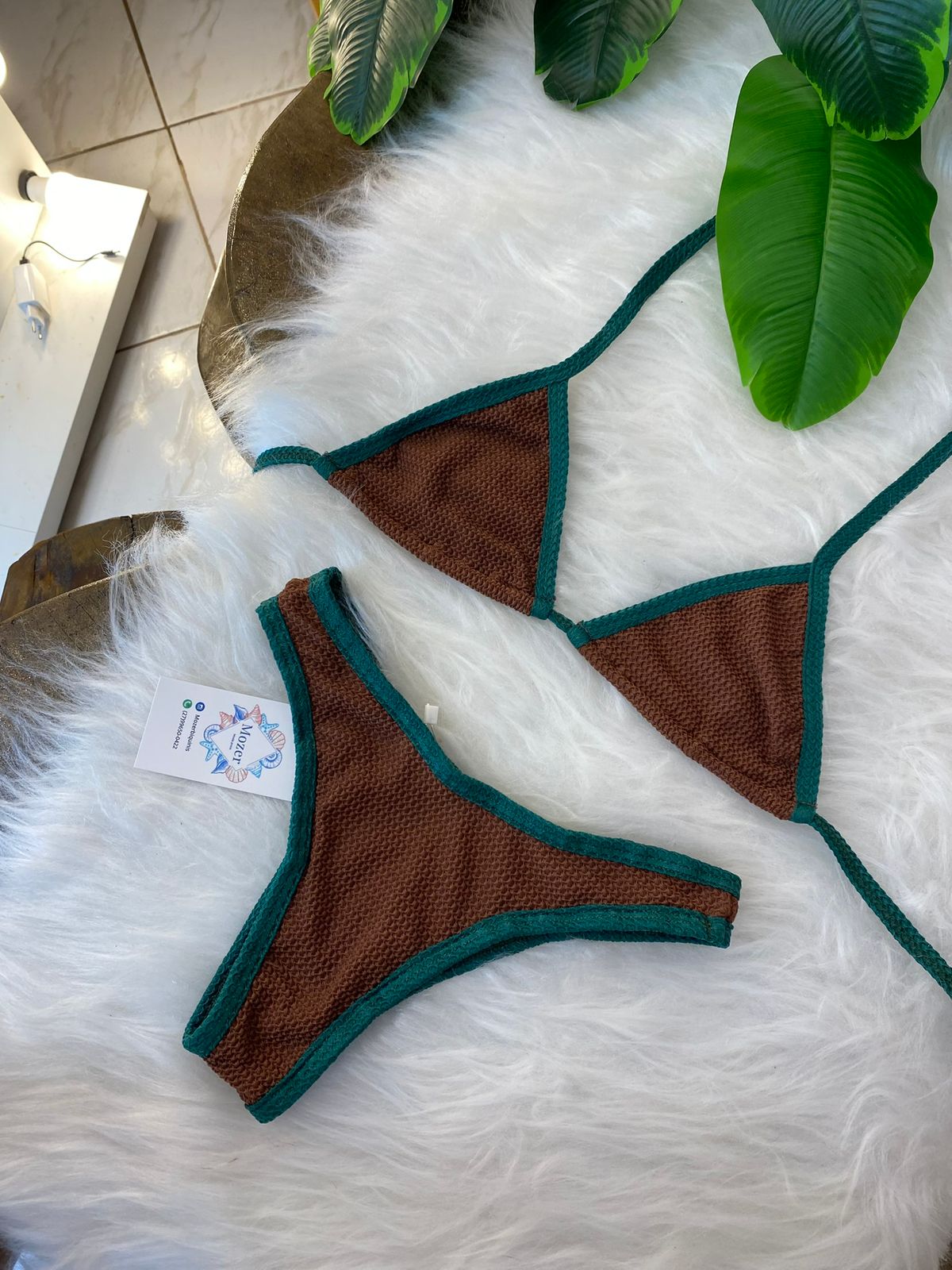 Cortininha marrom com verde